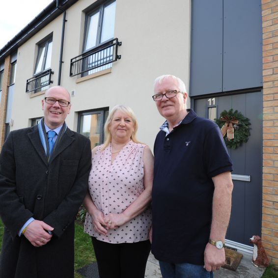 Housing Minister visits Dunedin Canmore new homes